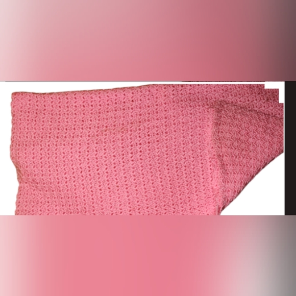 Vintage Pink Crochet Baby Blanket Afghan. Handmade    approximately 31" × 37" - Picture 5 of 5
